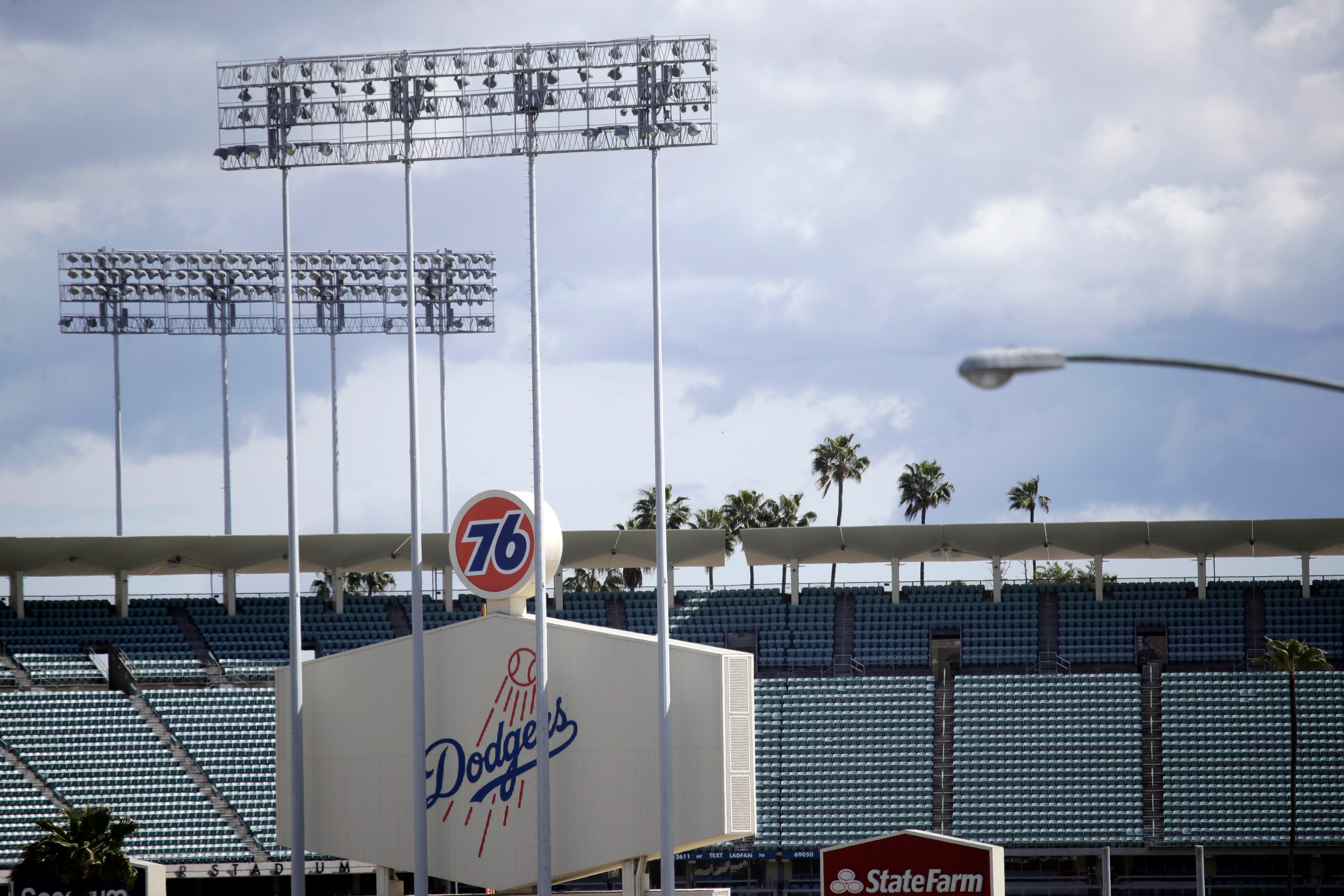 DODGERS-AGENTES MIGRACIÓN