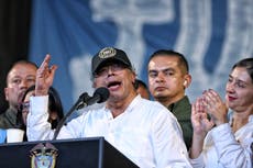 Presidente de Colombia advierte que vigilará el cumplimiento de reforma laboral recién aprobada