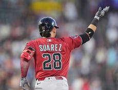 Eugenio Suárez conecta 2 jonrones y llega a 300, en victoria de Diamondbacks, 14-8 sobre Rockies