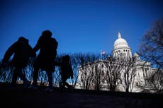 Legisladores de Rhode Island aprueban una ley para prohibir la venta de armas de asalto