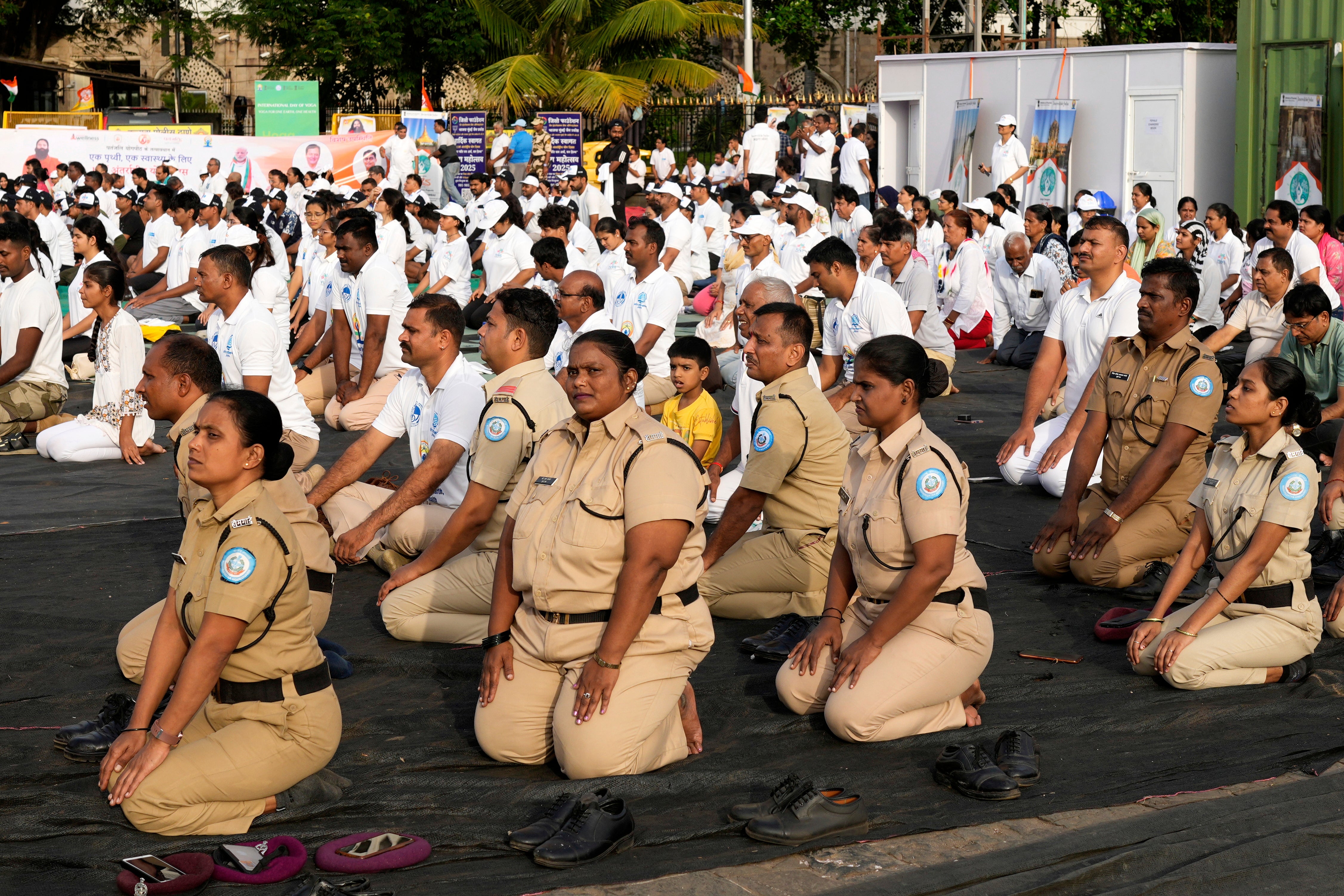 ASI-GEN ASIA-DÍA INTERNACIONAL DEL YOGA