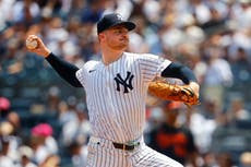 Schmidt lanza siete entradas sin hit en victoria 9-0 de Yankees sobre Orioles