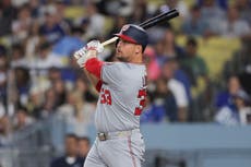 Nacionales recurren a su bateo y vencen 7-3 a Dodgers