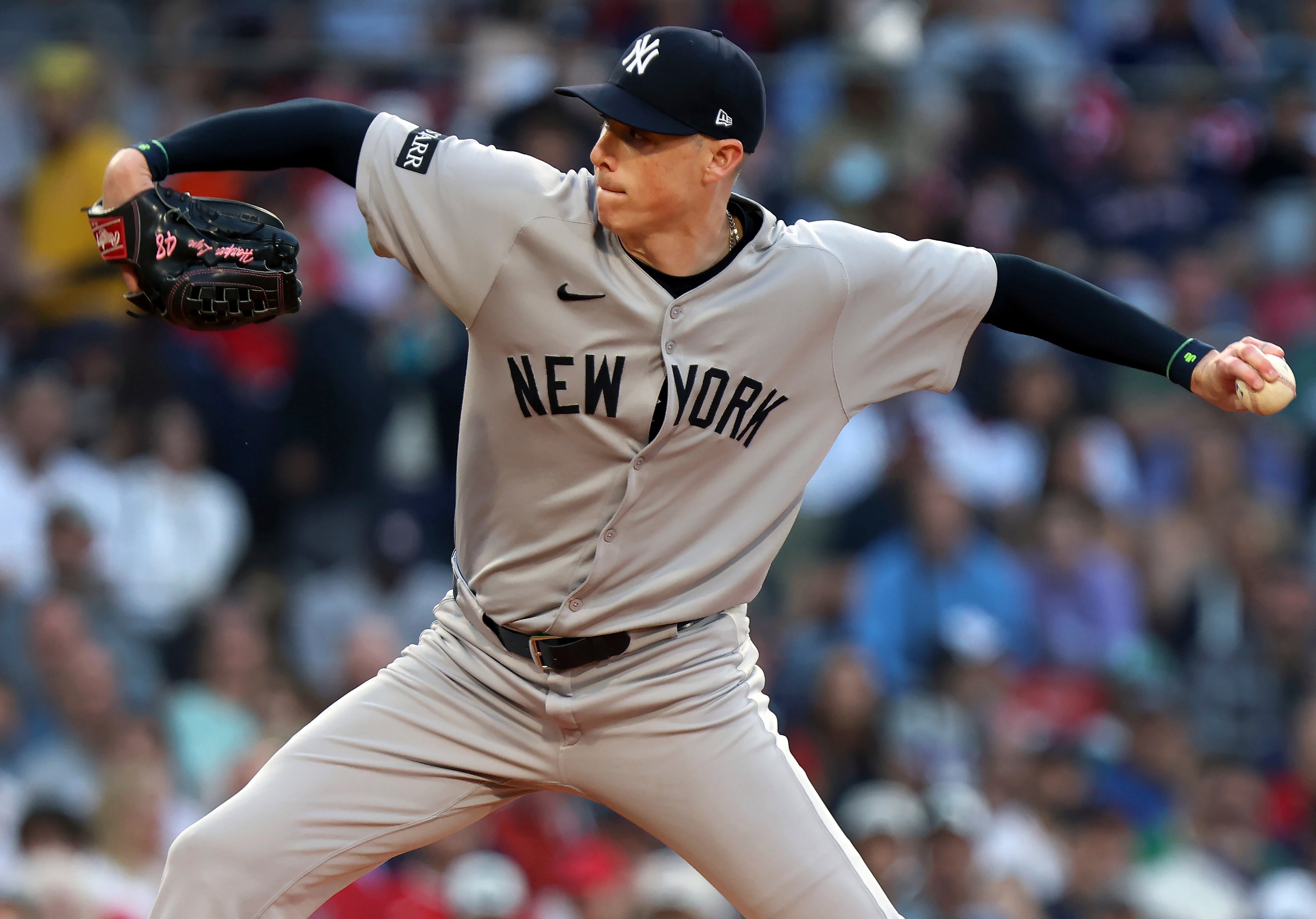YANKEES MEDIAS ROJAS