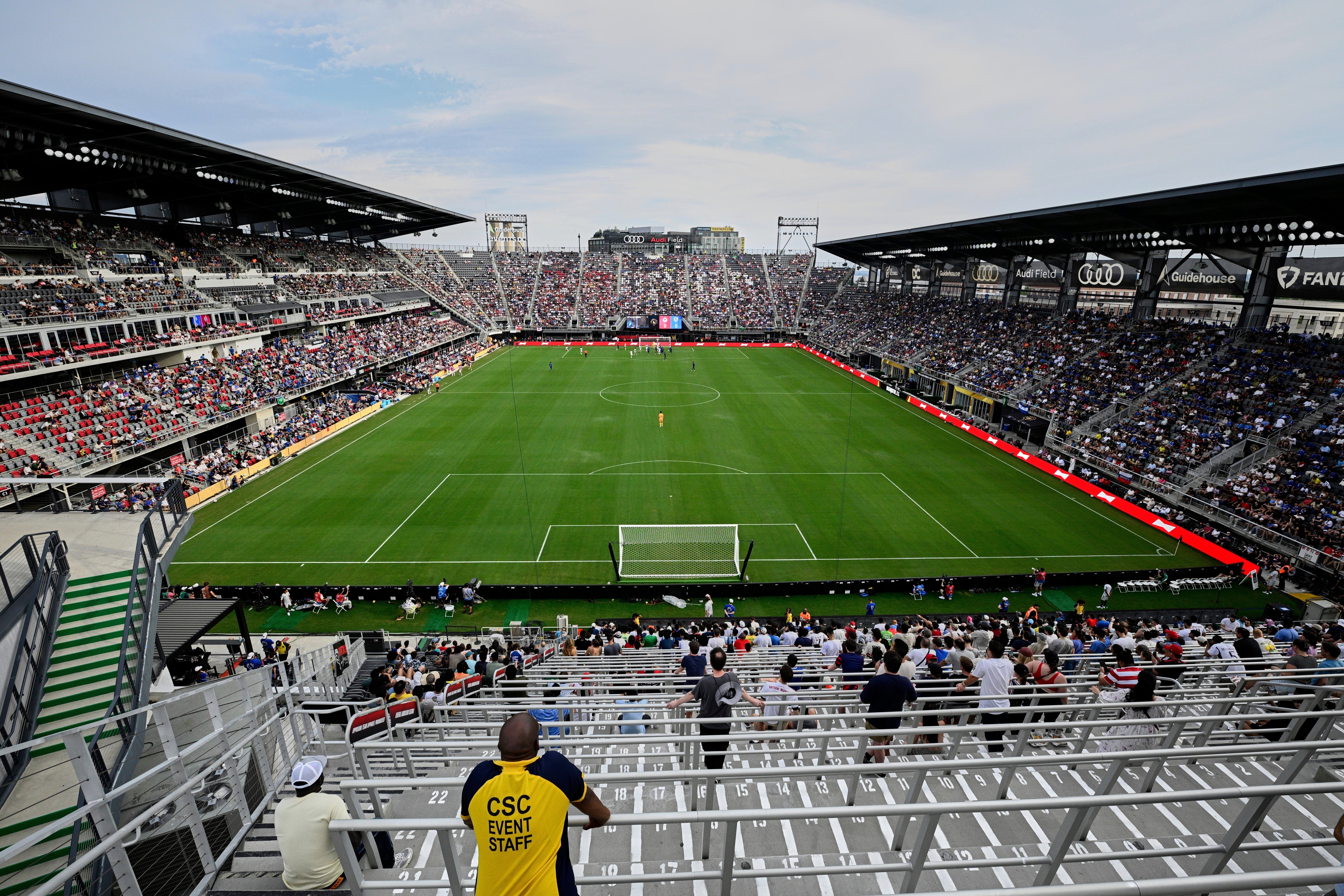 CLUBES MUNDIAL SALZBURGO AL HILAL