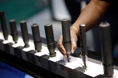 Proyecto de ley republicano busca relajar regulaciones sobre silenciadores y algunas armas de fuego