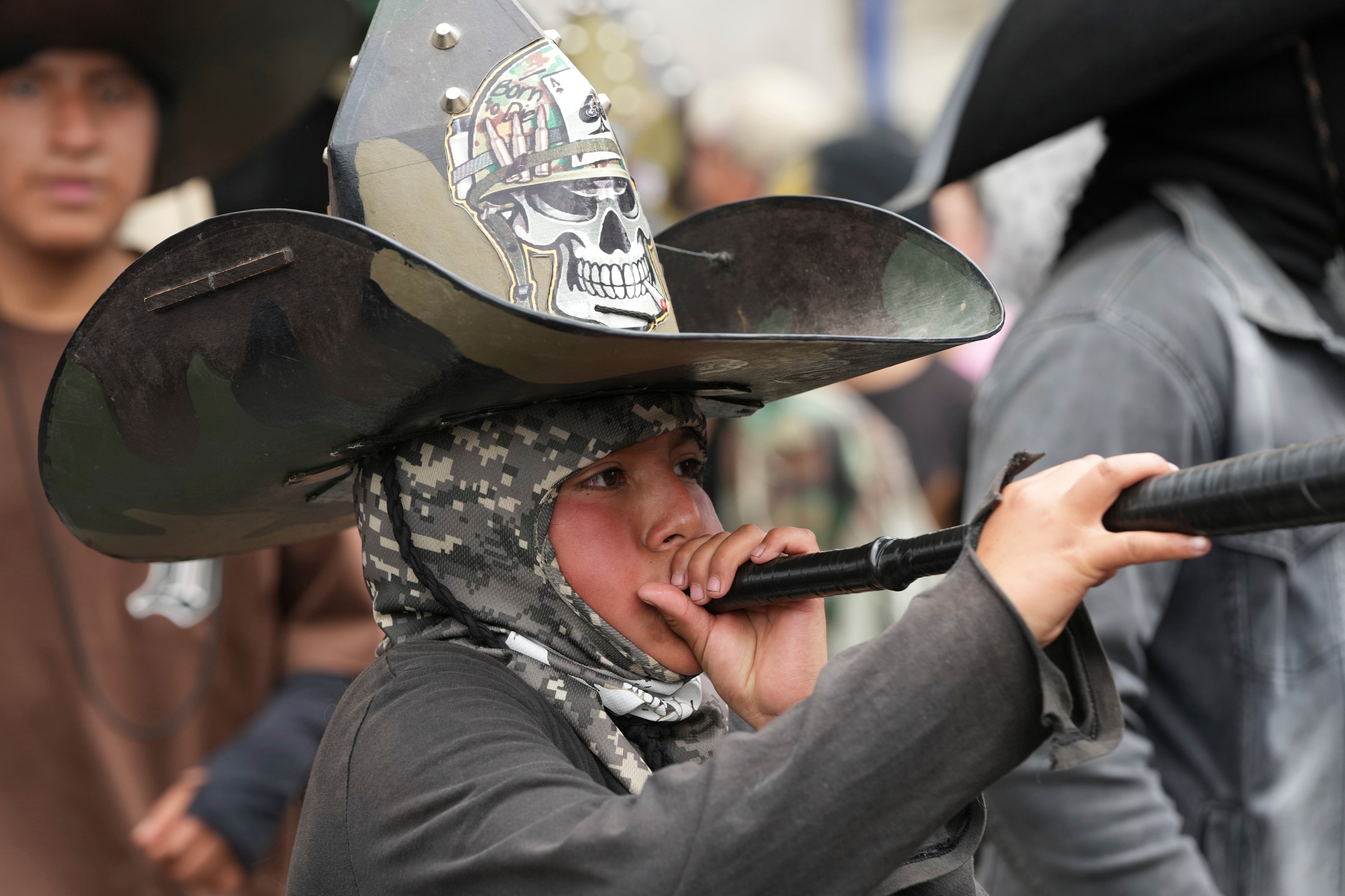 ECUADOR-INDÍGENAS-FIESTA