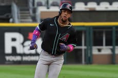 Ketel Marte llora tras comentario de aficionado sobre su madre fallecida