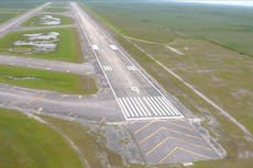 Florida propone construir un nuevo centro de detención de inmigrantes