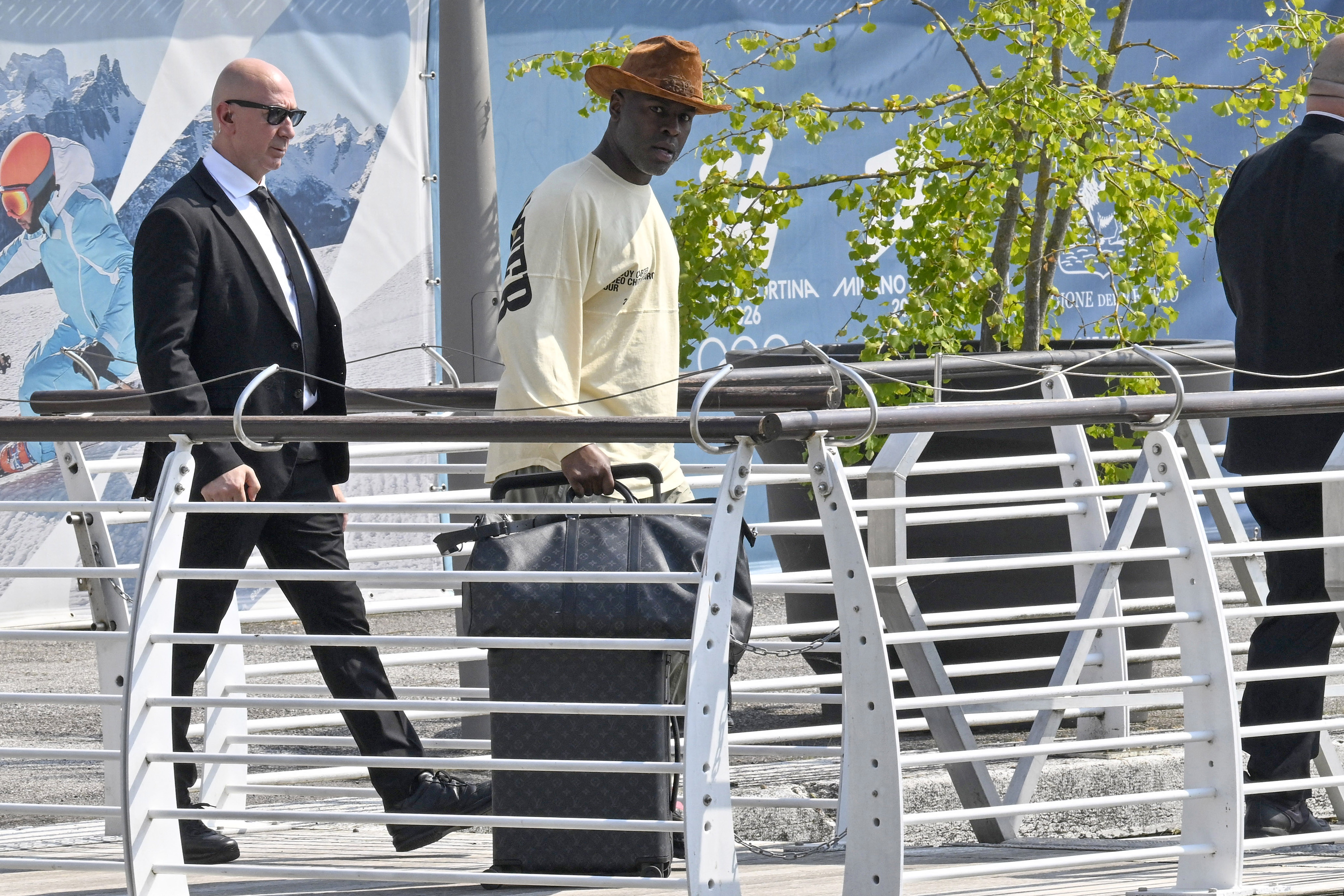 El novio de Kris Jenner, Corey Gamble, aterriza en Venecia