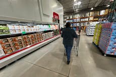 Economía de EEUU se contrajo 0,5% entre enero y marzo, peor que dos estimaciones previas