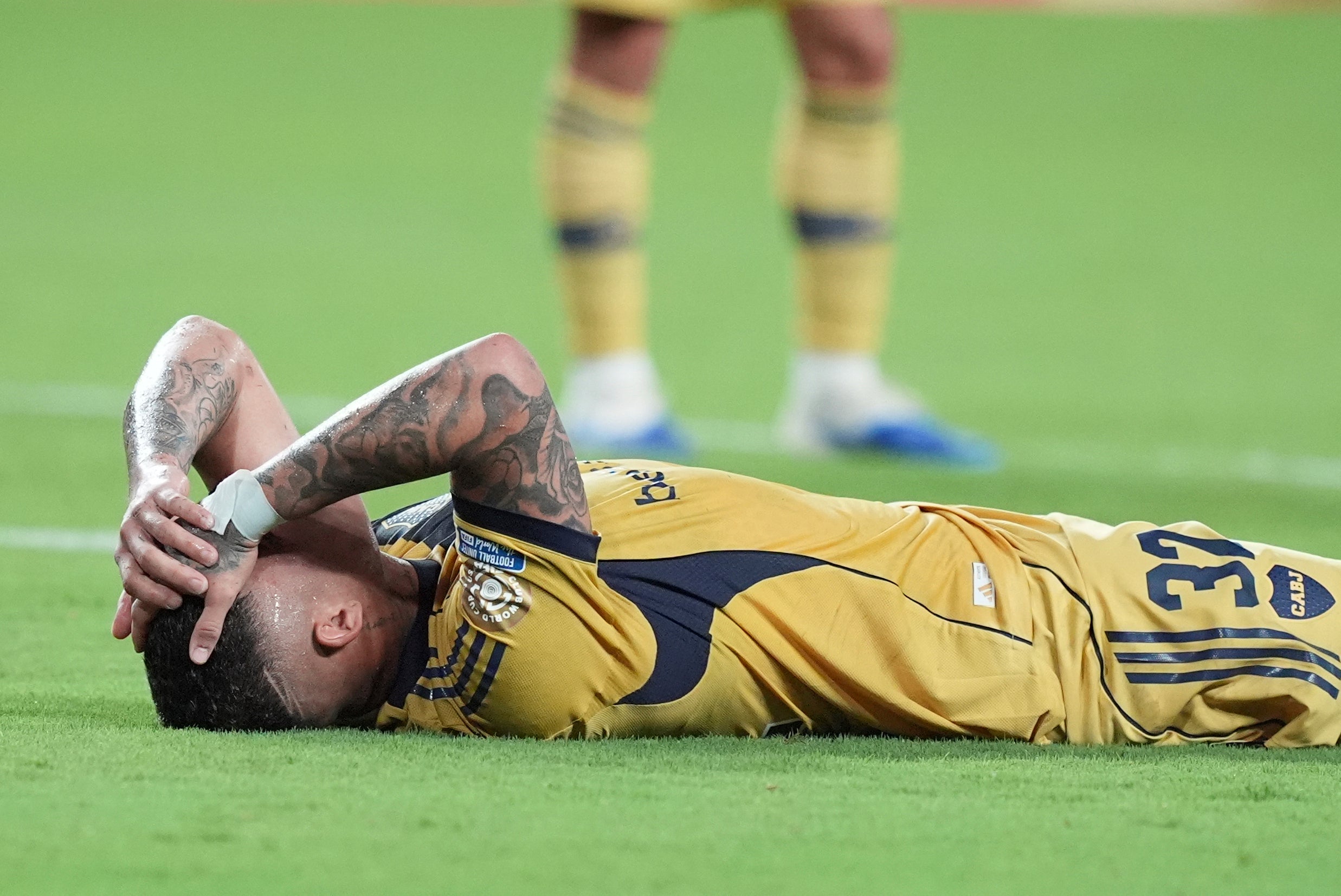 Mundial de Clubes: Boca y River golearon en las tribunas, pero decepcionaron en el juego