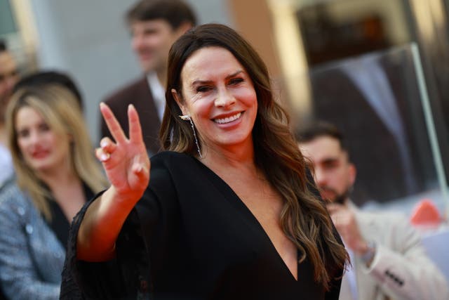 <p>Karla Sofía Gascón no estuvo entre los 534 artistas y ejecutivos invitados a ser miembros de la Academia de las Artes y las Ciencias Cinematográficas  </p>
