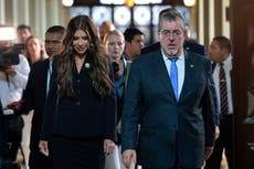 Presidente de Guatemala niega acuerdo de tercer país seguro con EEUU