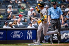 Rooker y Kurtz conectan jonrones y Sears lidera a Atléticos en victoria 7-0 sobre Yankees