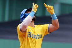 Wilyer Abreu conecta jonrón de 3 carreras y Medias Rojas apabullan 15-1 a Azulejos