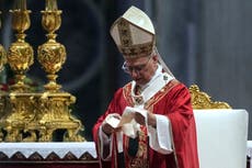 El papa celebra un feriado y lanza una campaña de recaudación para reducir el déficit del Vaticano