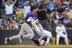 Rockies empatan con jonrón de Arcia en la novena y vencen 4-3 a Cerveceros en 11 entradas