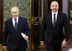 Policía azerbaiyana allana medio estatal ruso mientras aumentan tensiones entre los dos países