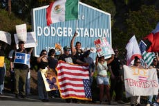Gobierno de Trump demanda a Los Ángeles por no cooperar en redadas migratorias