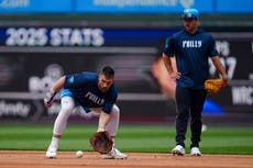 El dos veces MVP Bryce Harper vuelve de lesión de muñeca para apuntalar a Filis