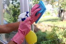 La mayoría cancela planes por no tener su casa limpia