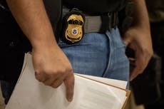 ¿Puede el Gobierno de Trump despojar de la ciudadanía a inmigrantes naturalizados?