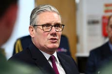 Starmer gana votación sobre plan de bienestar social, pero solo después de hacer concesiones