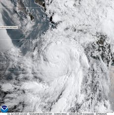 Huracán Flossie podría alcanzar categoría 3 frente a la costa de México