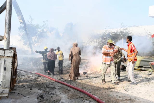 SOMALIA-HELICÓPTERO ESTRELLADO