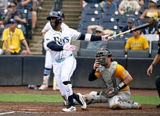 Con tres jonrones, Rays superan 6-5 a Atléticos y evitan perder la serie por barrida