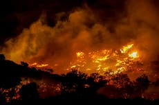 Incendio fuera de control obliga a evacuar hoteles y viviendas en la isla griega de Creta