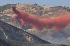 Crece incendio de California mientras clima seco y caluroso aumenta riesgo