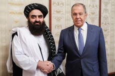 Rusia se convierte en el primer país en reconocer formalmente al gobierno talibán en Afganistán