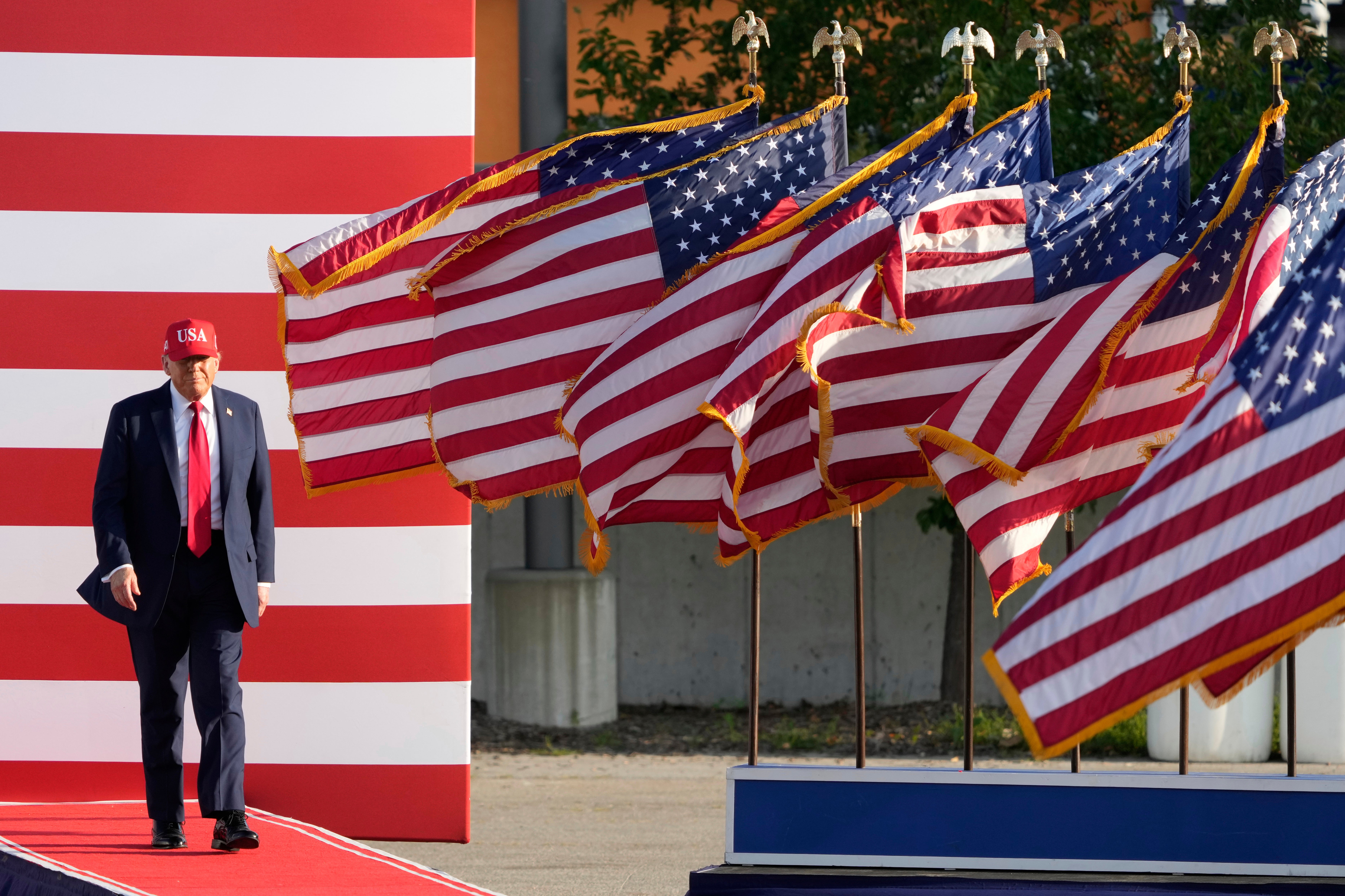 TRUMP-TÉRMINO ANTISEMITA