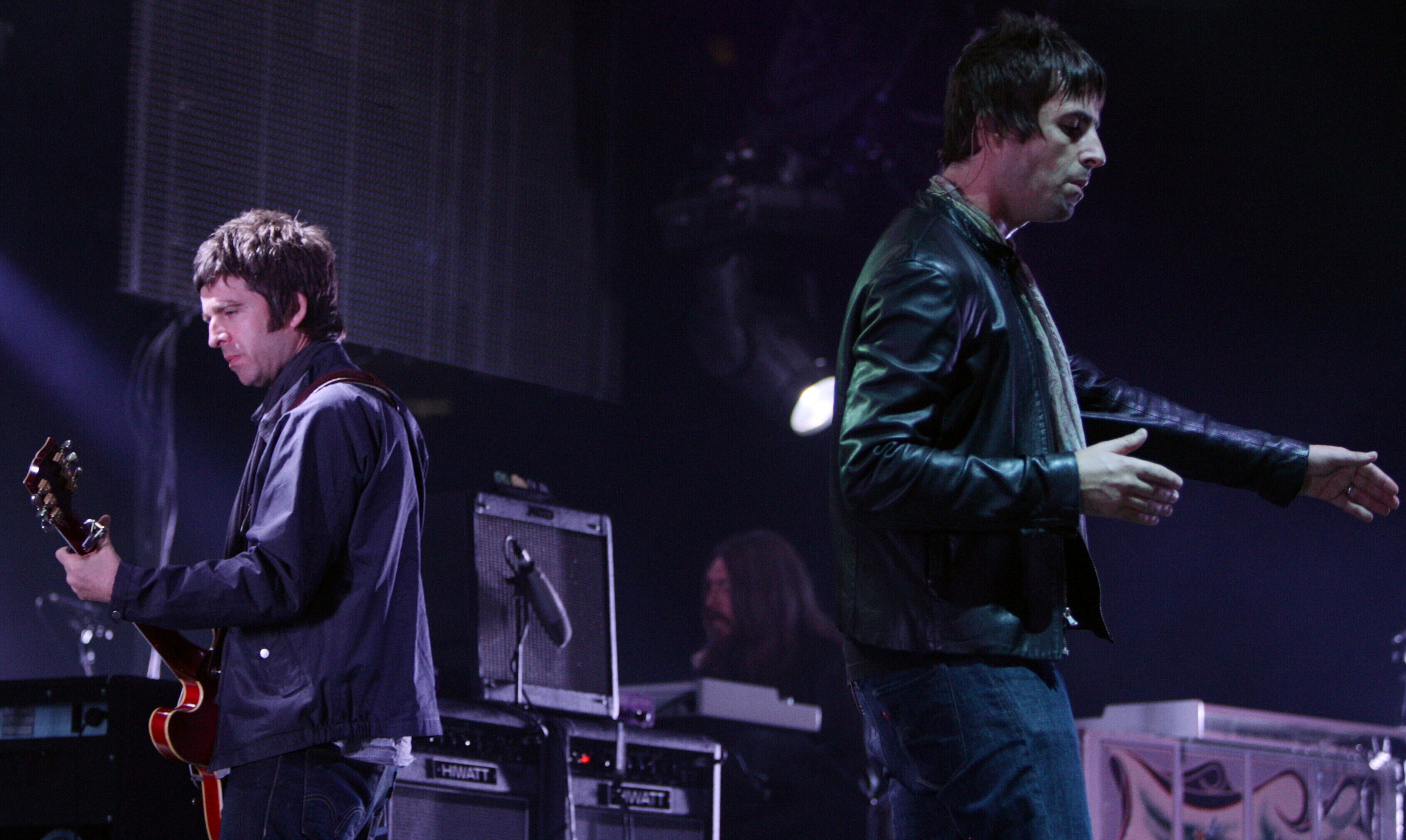 La gira de Oasis comienza en Gales llenando de emoción a los fans