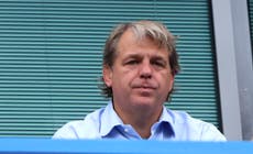 UEFA multa a Chelsea y a Barcelona por incumplir normas financieras