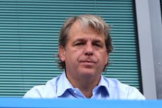 UEFA multa a Chelsea y a Barcelona por incumplir normas financieras