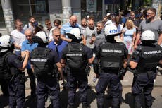 Preocupación en Europa por el uso de la fuerza contra manifestantes anticorrupción en Serbia
