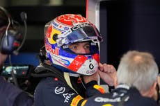 Horner de Red Bull dice que Verstappen planea quedarse pese a vínculos con Mercedes