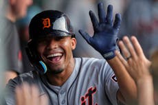 Tigres extienden racha de derrotas de Guardianes a 8 juegos con jonrones de Pérez y McKinstry