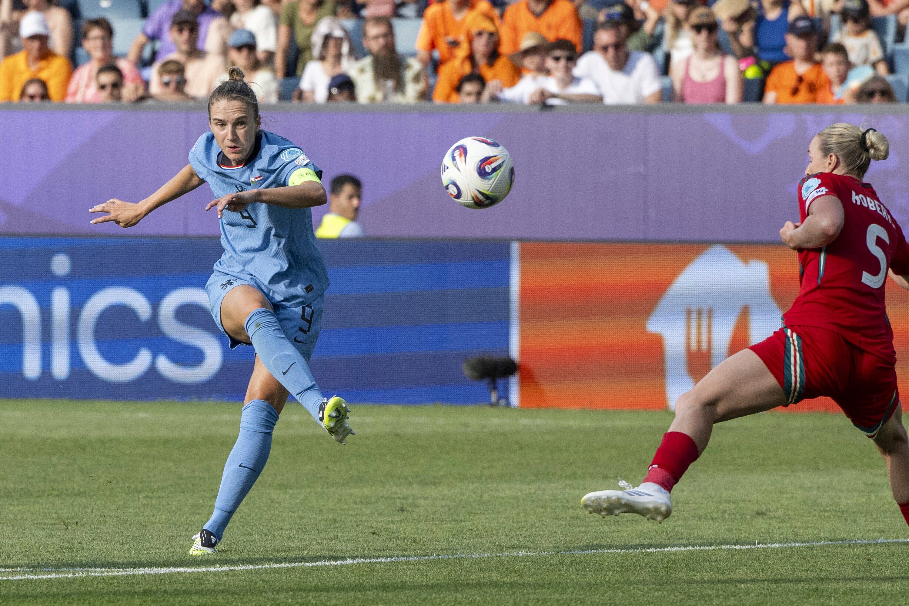 EURO 2025 GALES HOLANDA