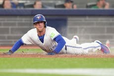 Azulejos hilvanan su 8vo triunfo al ganar 3-2 a Angelinos con jonrón y carrera decisiva de Bichette