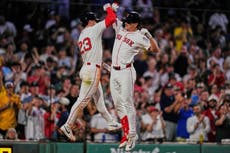 Medias Rojas disparan tres jonrones y vencen 9-3 a Rockies en su 4ta victoria consecutiva