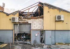 Tribunal británico condena a 3 hombres por incendio vinculado a Rusia
