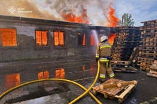 Rusia lanza un récord de 728 drones y 13 misiles contra Ucrania, dice la fuerza aérea ucraniana