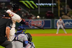 Soler conecta jonrón decisivo, Trout pega 2 vuelacercas y Angelinos vencen 11-8 a Rangers