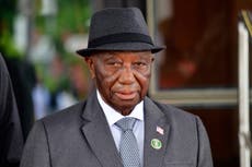 Liberianos confusos y molestos por el elogio "condescendiente" de Trump al inglés de Boakai