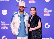 Jesse & Joy apuestan por otra oportunidad en “Lo que nos faltó decir”