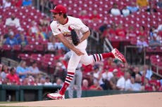 Miles Mikolas brilla y Cardenales arrollan 8-1 a Nacionales